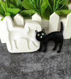 CAT MOLD